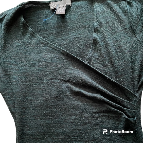 Chelsea and Theodore women’s dress - Picture 3 of 4